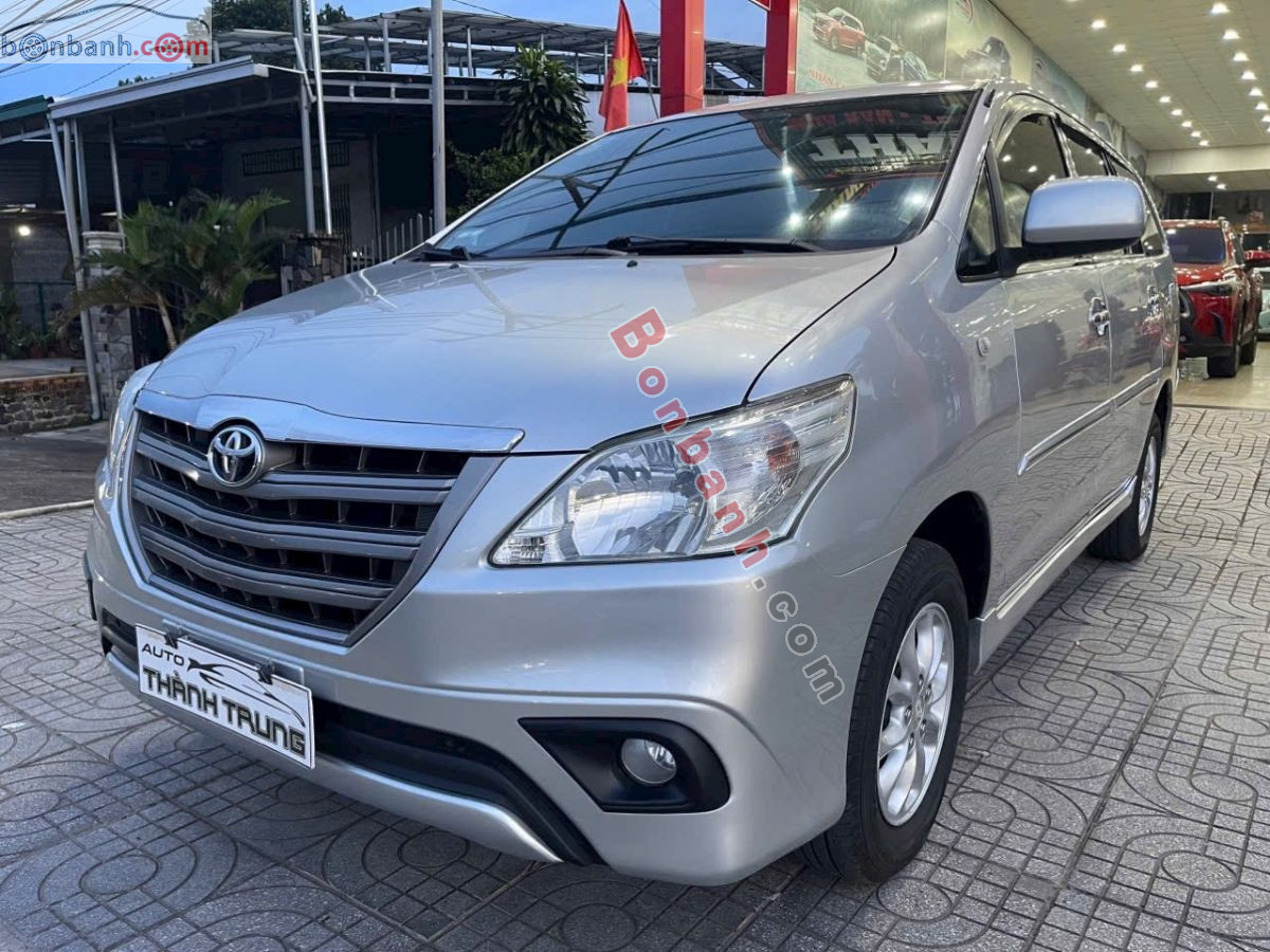 Toyota Innova 2.0E