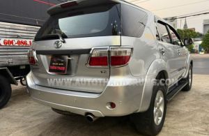 Xe Toyota Fortuner 2.5G 2009