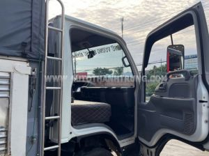 Xe Isuzu QKR QLR77FE4 2019