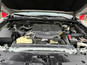 Xe Toyota Hilux 2.4L 4x2 AT 2021