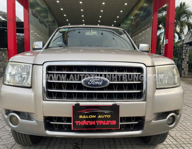 Ford Everest 2.5L 4x2 MT
