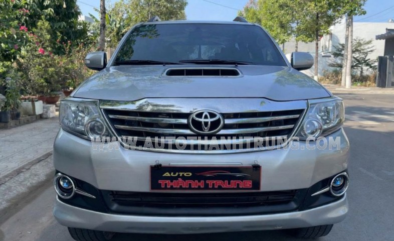 Toyota Fortuner 2.5G 2015