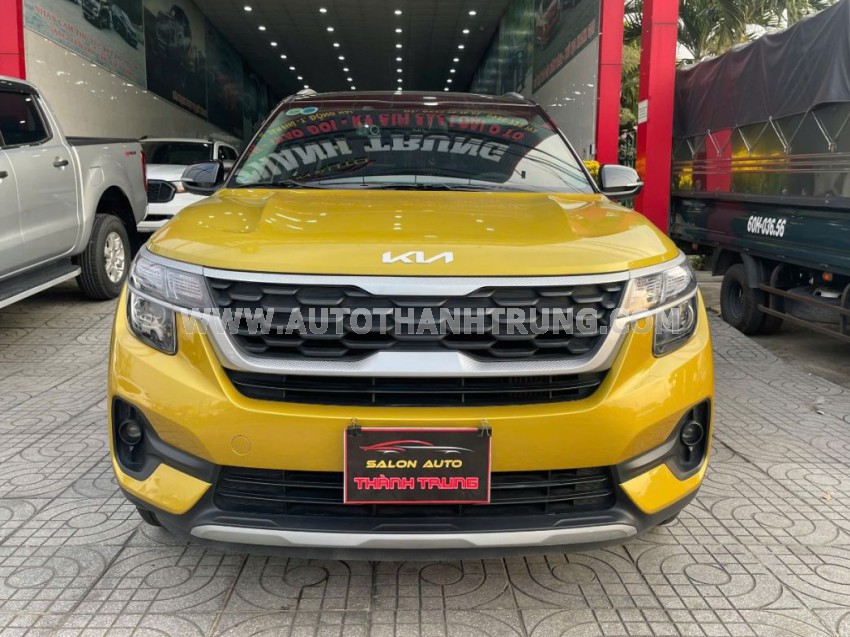 Kia Seltos Deluxe 1.4 AT