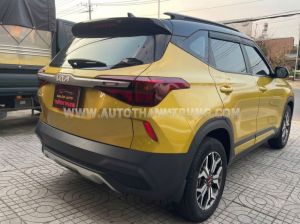 Xe Kia Seltos Deluxe 1.4 AT 2021