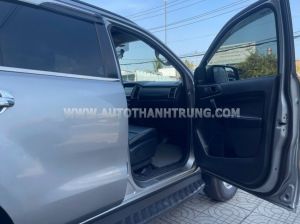 Xe Ford Everest Ambiente 2.0 4x2 MT 2018