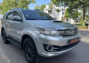Xe Toyota Fortuner 2.5G 2015