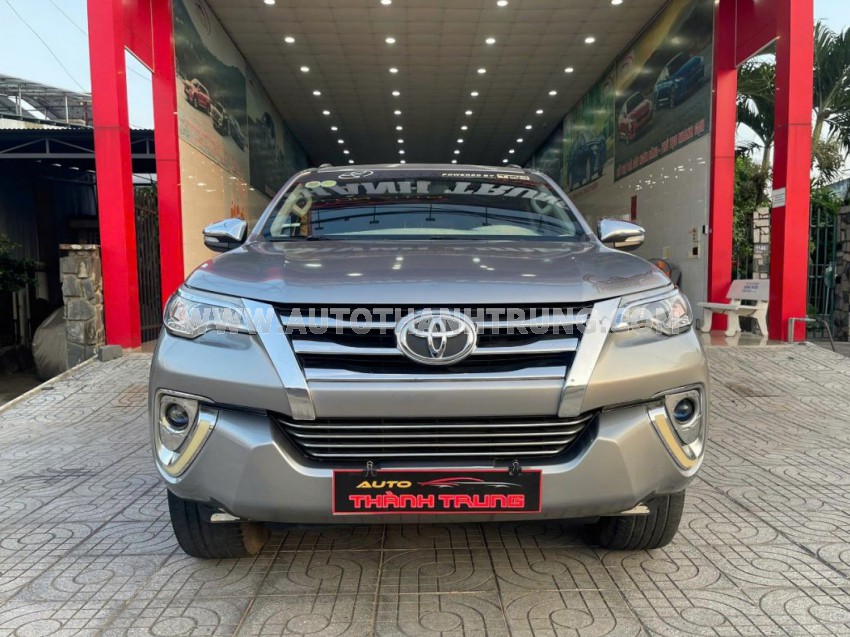 Toyota Fortuner 2.4G 4x2 MT