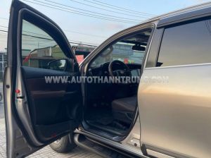 Xe Toyota Fortuner 2.4G 4x2 MT 2017