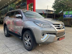 Xe Toyota Fortuner 2.4G 4x2 MT 2017
