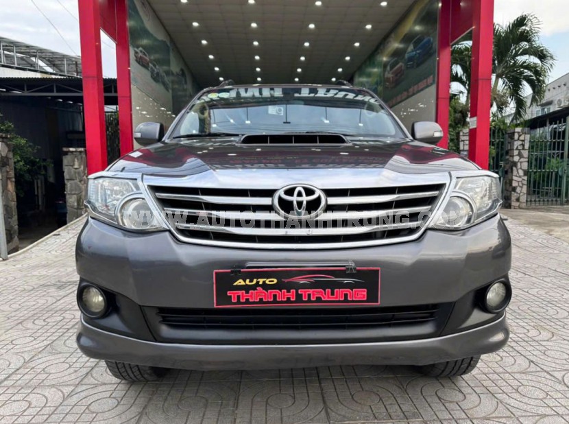 Toyota Fortuner 2.5G