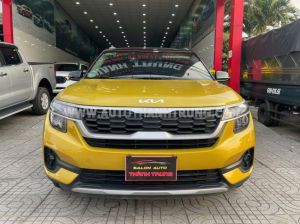 Xe Kia Seltos Deluxe 1.4 AT 2021