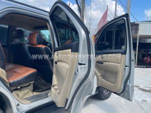 Xe Toyota Fortuner 2.5G 2016