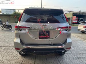 Xe Toyota Fortuner 2.4G 4x2 MT 2017
