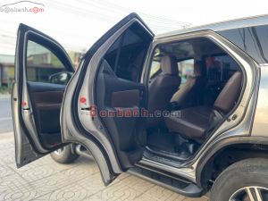 Xe Toyota Fortuner 2.4G 4x2 MT 2017