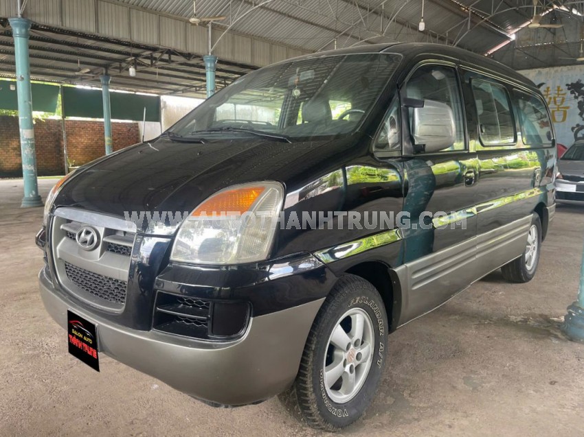 Hyundai Grand Starex 
