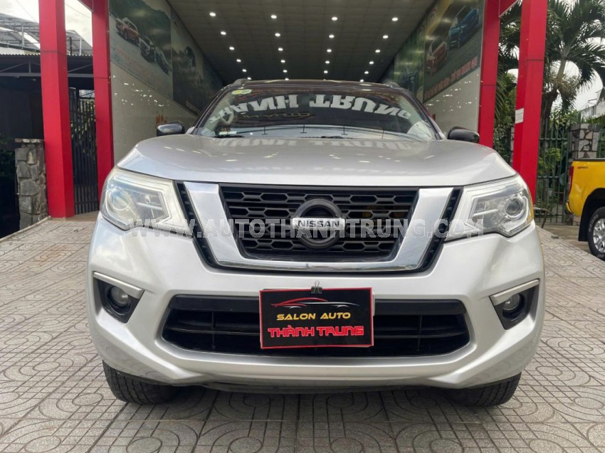 Nissan Terra S 2.5 MT 2WD